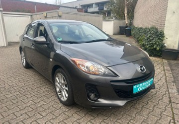 Mazda 3 180.000 km 5.250 &euro; Düsseldorf 40589