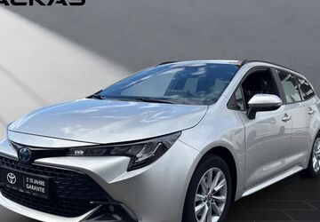 Toyota Corolla 32.850 km 24.471 &euro; Duisburg 47055