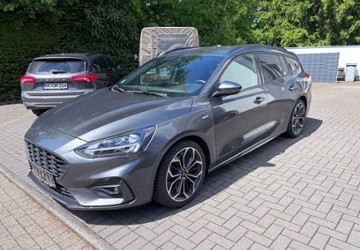 Ford Focus 64.999 km 17.990 &euro; Krefeld 47839