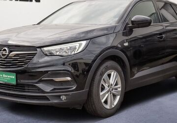 Opel Grandland (X) 89.975 km 15.444 &euro; Düsseldorf 40231