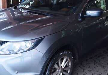 Nissan Qashqai 64.000 km 11.200 &euro; Velbert 42555