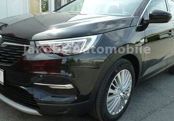 Opel Grandland (X) 110.000 km 12.900 &euro; Duisburg 47269