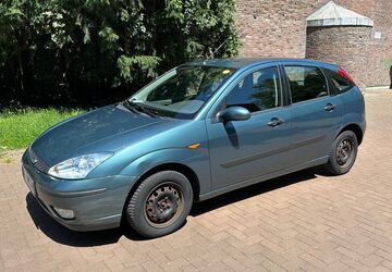Ford Focus 155.000 km 3.200 &euro; Düsseldorf 40591