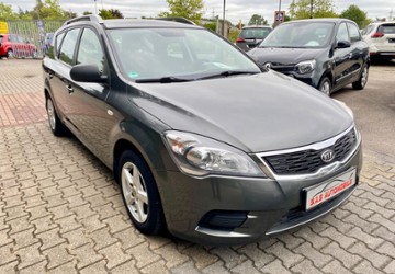 Kia ceed Sportswagon 130.560 km 3.000 &euro; Moers 47445