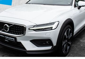 Volvo V60 Cross Country 28.974 km 33.440 &euro; Düsseldorf 40474