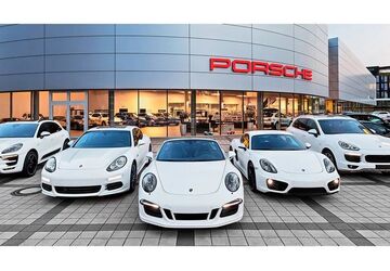 Porsche Taycan 31.096 km 62.900 &euro; Düsseldorf 40468