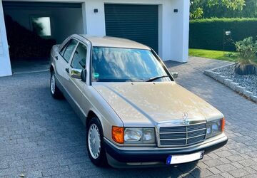 Mercedes-Benz 190 255.000 km 6.800 &euro; Velbert 42549