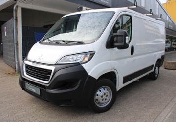 Peugeot Boxer 150.913 km 11.990 &euro; Düsseldorf 40233