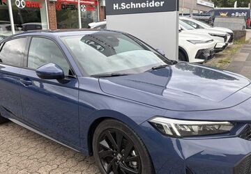 Honda Civic 2.806 km 32.690 &euro; Moers 47443