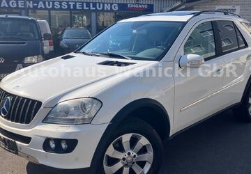 Mercedes-Benz ML 500 222.000 km 5.999 &euro; Mülheim an der Ruhr 45468