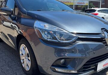 Renault Clio 93.616 km 8.799 &euro; Korschenbroich 41352