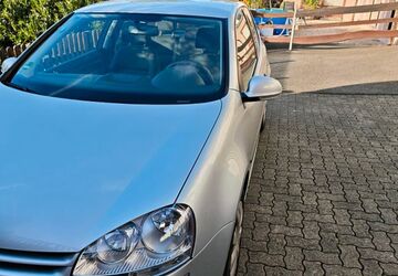 VW Golf 170.000 km 5.300 &euro; Düsseldorf 40599