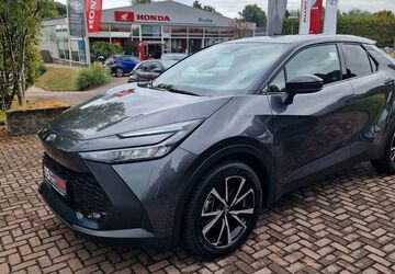 Toyota C-HR 2.141 km 30.499 &euro; Ratingen 40882