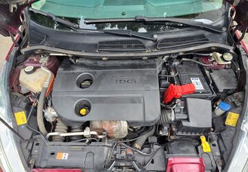Ford Fiesta 167.400 km 2.950 &euro; düsseldorf 40229