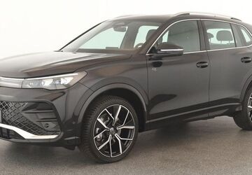 VW Tiguan 34.800 km 41.684 &euro; Düsseldorf 40233