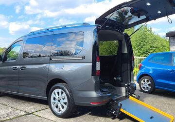 Ford Tourneo Connect 13.700 km 39.950 &euro; Solingen 42657