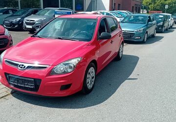 Hyundai i30 97.950 km 4.750 &euro; Duisburg 47269