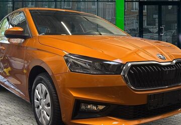 Skoda Fabia 38.100 km 15.990 &euro; Mülheim an der Ruhr 45479