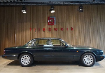 Jaguar XJ8 58.500 km 19.941 &euro; Duisburg 47228