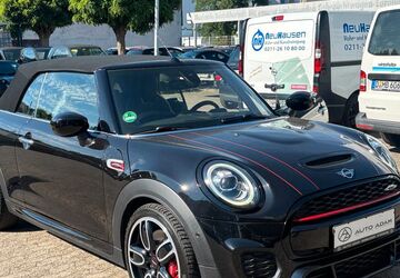 Mini John Cooper Works Cabrio 39.851 km 27.500 &euro; Düsseldorf 40229