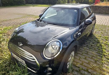 Mini ONE 62.000 km 9.999 &euro; Solingen 42699