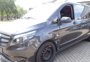 Mercedes-Benz Vito 118.880 km 25.950 &euro; Duisburg 47058