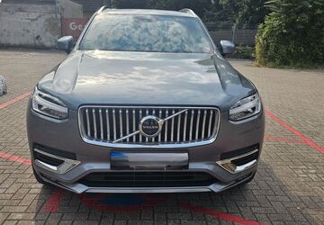 Volvo XC90 73.681 km 40.900 &euro; Duisburg 47059