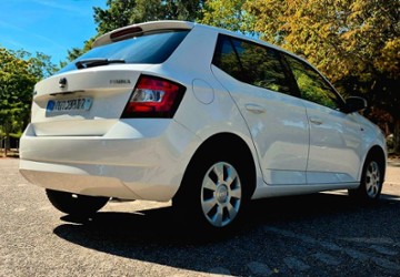 Skoda Fabia 64.000 km 7.500 &euro; Duisburg 47057