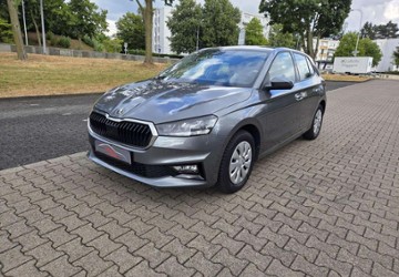 Skoda Fabia 22.000 km 14.450 &euro; Mülheim an der Ruhr 45473