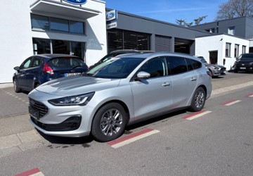 Ford Focus 29.000 km 23.390 &euro; Krefeld 47839