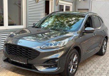 Ford Kuga 134.000 km 14.999 &euro; Düsseldorf 40231