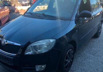 Skoda Fabia 203.458 km 1.290 &euro; Düsseldorf 40231
