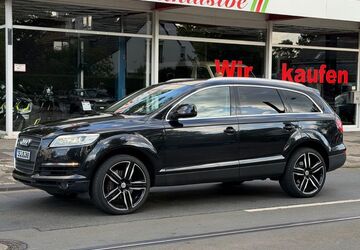 Audi Q7 352.000 km 4.850 &euro; Düsseldorf (Unterrath) 40468
