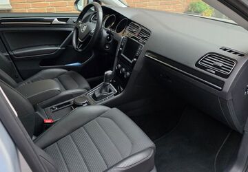 VW Golf 23.000 km 17.950 &euro; Bergheim 50126